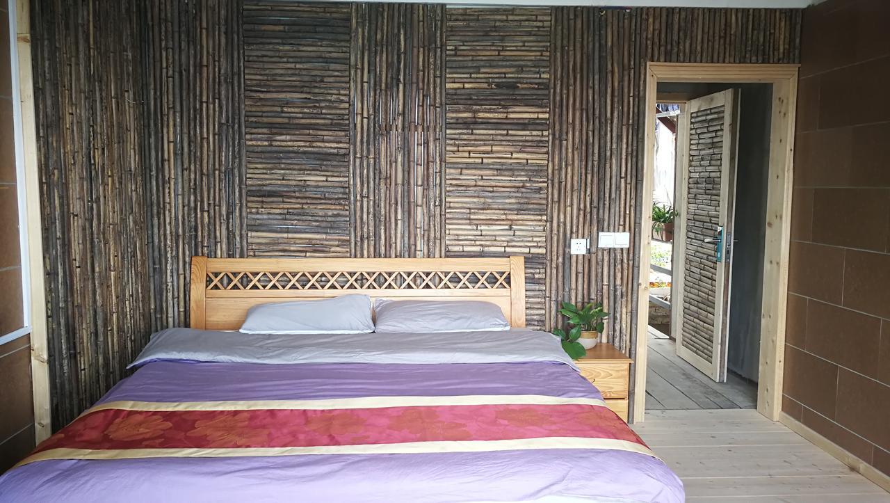 Green Hostel & Sunny Guesthouse Юанянг Екстериор снимка